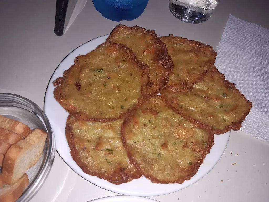 A La Luz Del Alba_Bar El Ratico_Bugarra_recensione