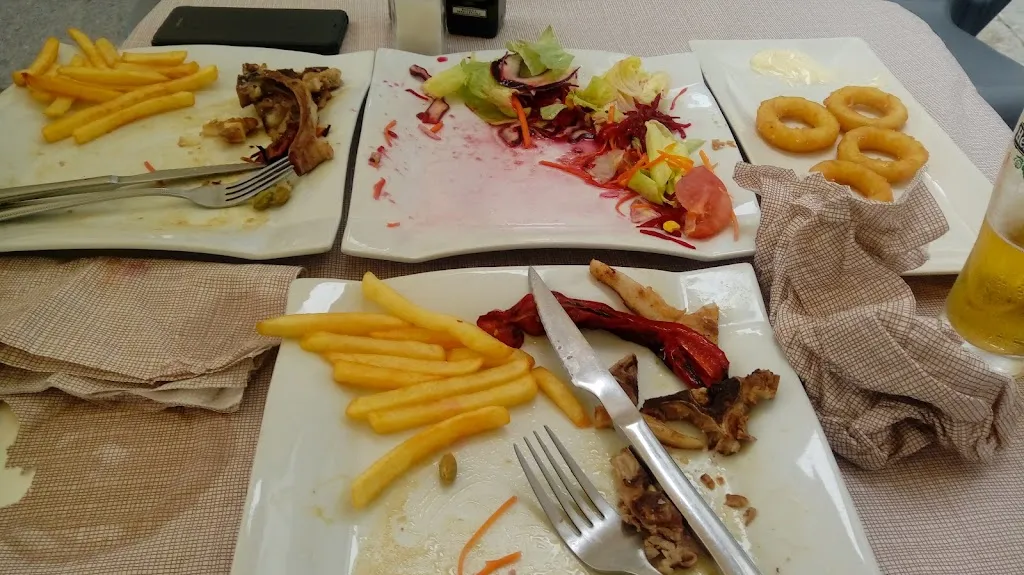 Menu_Cafeteria Fabiola_Bolbaite_image_3