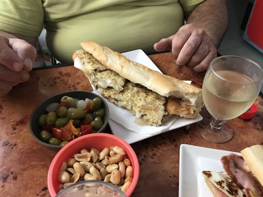 Menu_Cafeteria Fabiola_Bolbaite_image_7