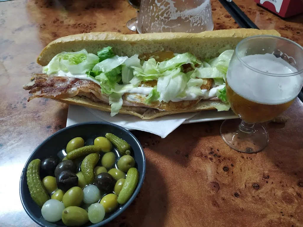 Cafeteria Fabiola_Bolbaite_slider_image_3