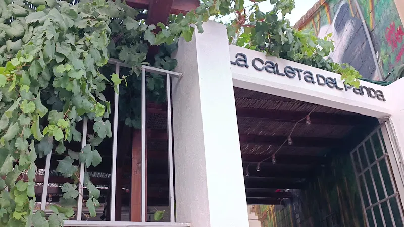 La Caleta Del Panda restaurant in Bolbaite