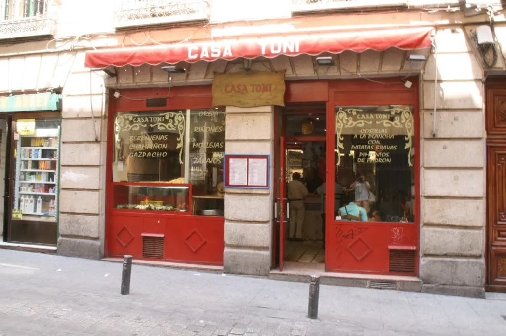 Casa Toni restaurant in Bufali