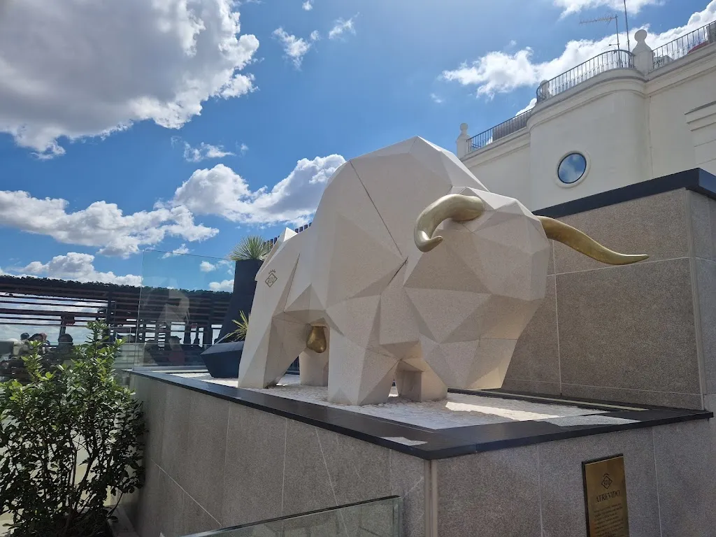 Mirko Kosoric_360º Sky Bar_Bufali_recensione