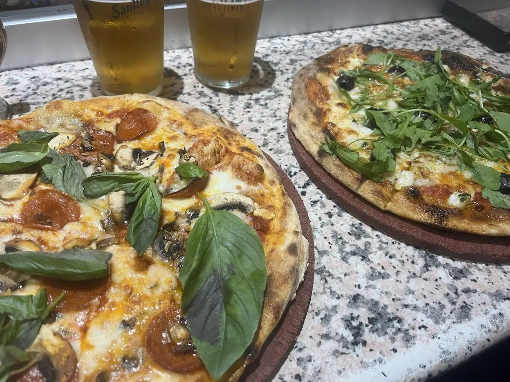 Teresa Ruiz_Pizzería Vesuvio_Bufali_review