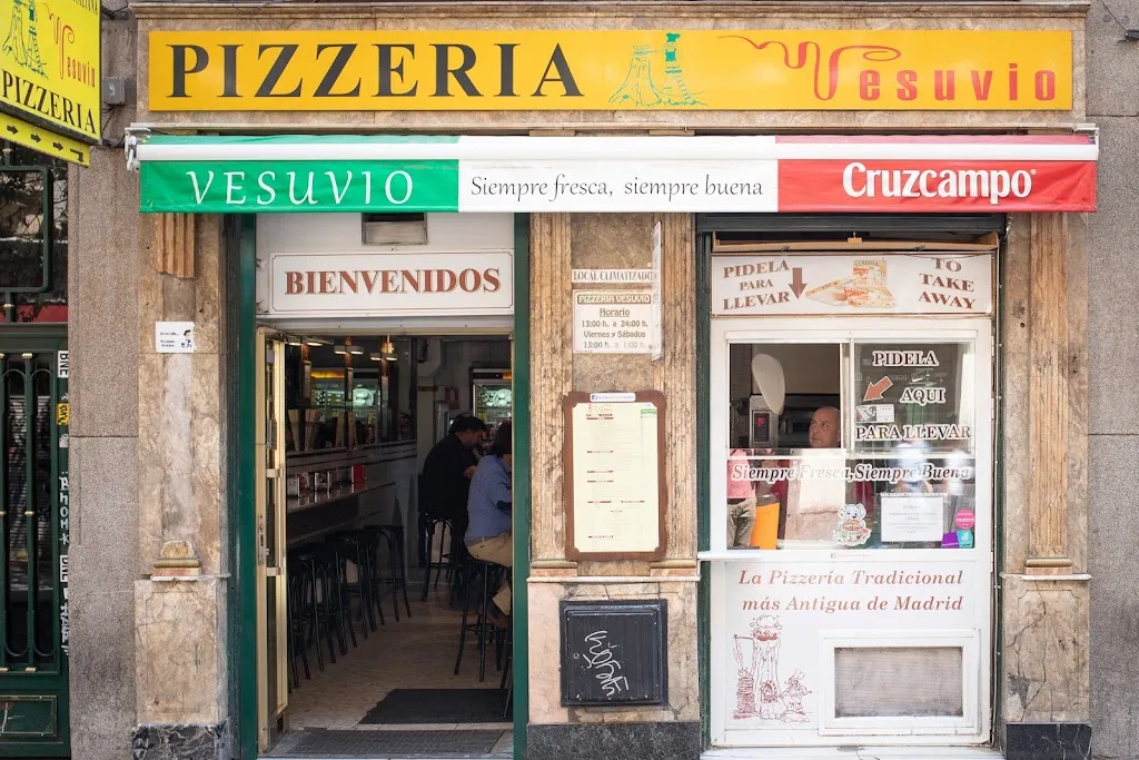 Pizzería Vesuvio restaurant in Bufali