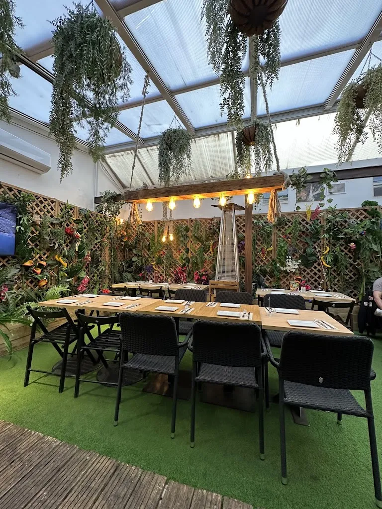 Grama Lounge_Bufali_slider_image_3