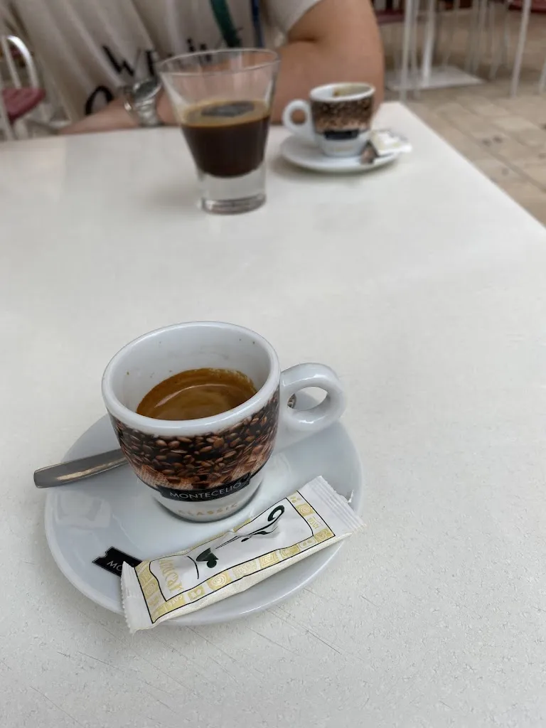 Lukas Engl_Bar Ximo_Bocairent_recensione