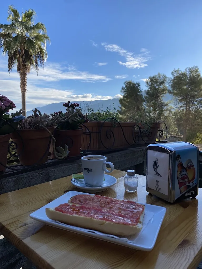 Alexis Powell_Bar Sifó_Bocairent_recensione