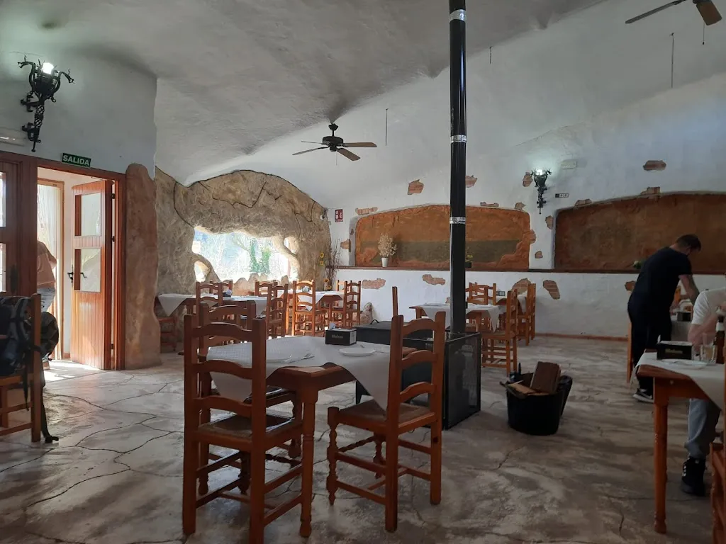 Restaurante Camping Mariola_Bocairent_slider_image_1