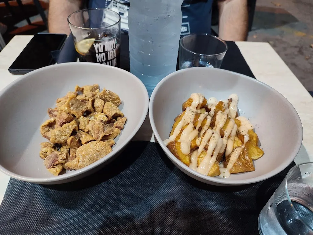 cristina canos ruano_Pub restaurante Ágora 23_Bétera_review