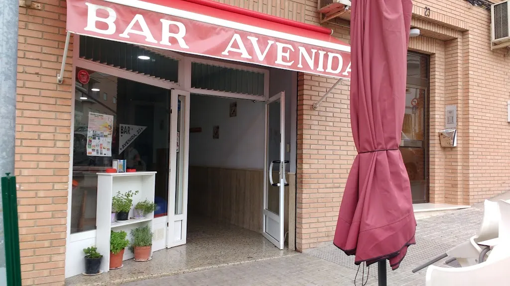 Bar avenida restaurant in Bétera