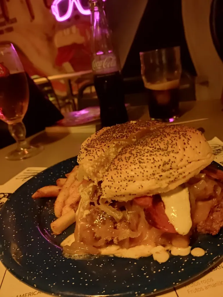 Taina Machado_The Burgers Factory_Burjassot_review