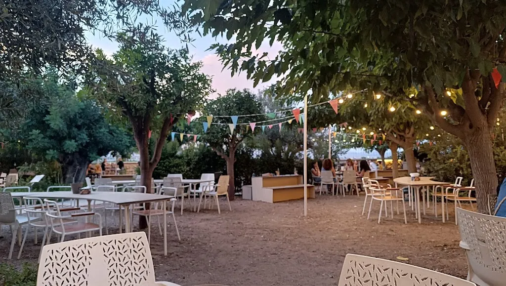 Villa Indiano. Restaurante, eventos y jardín gastronómico y cultural_Burjassot_slider_image_3