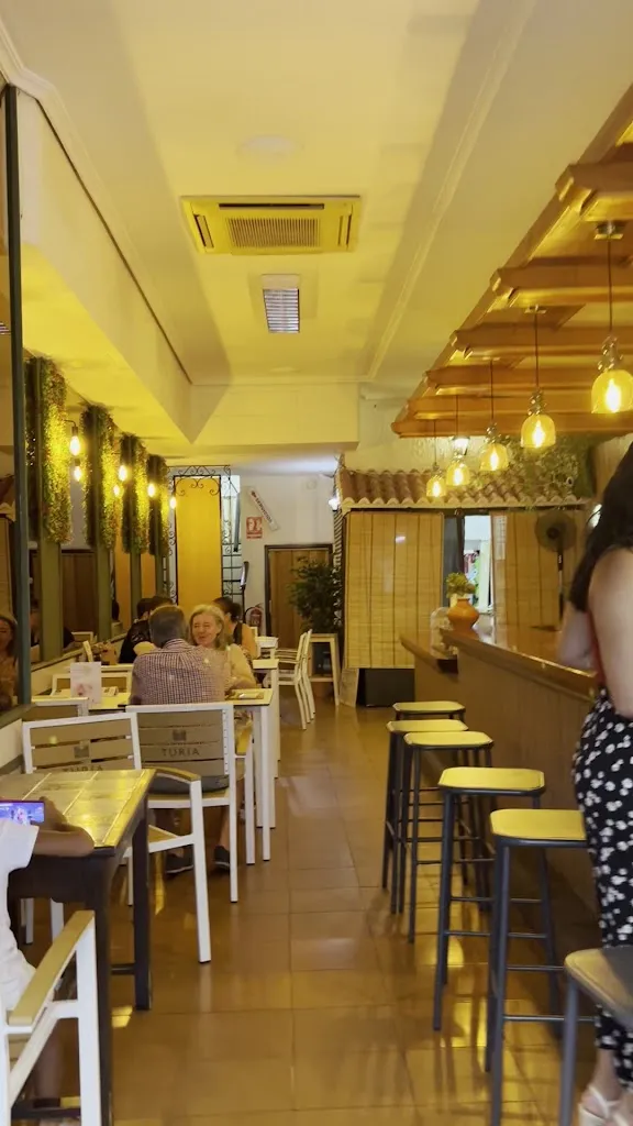 La Santa y el Baco_Burjassot_slider_image_2