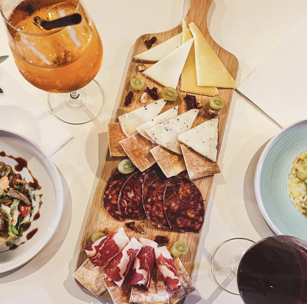 La Santa y el Baco_Burjassot_slider_image_3