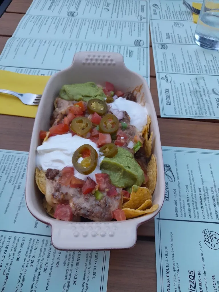 Menu_BOLA8 Burjasot_Burjassot_image_4