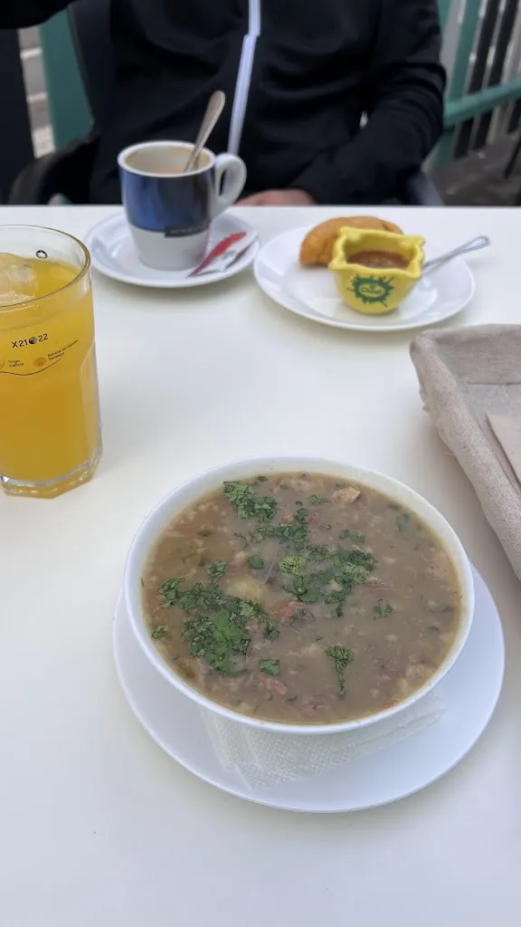 Aleksandra Krasilnikova_Chelito Gastrobar_Burjassot_review