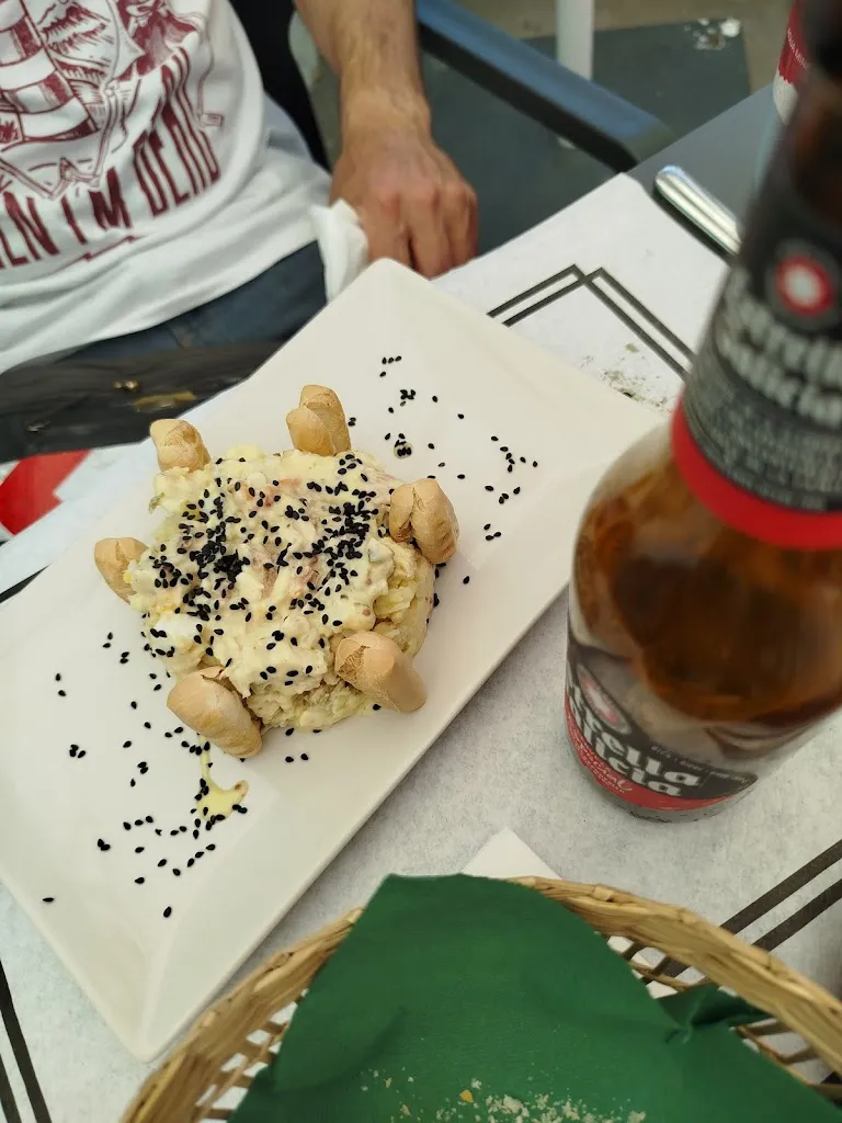 Chelito Gastrobar_Burjassot_slider_image_3