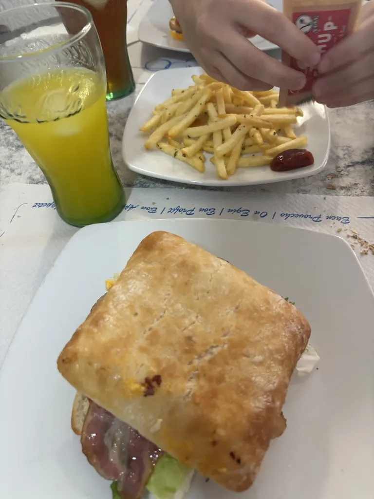 Dario Mesas_Lo de Mimi_Burjassot_review