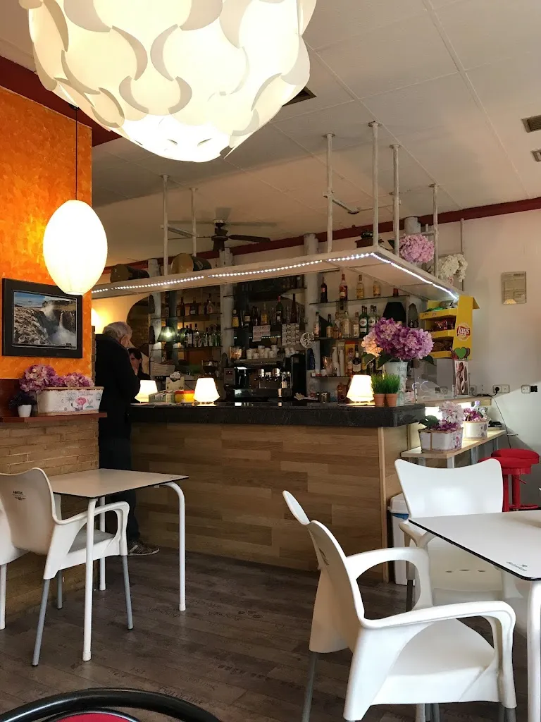 Dimitri Vaffin_Cleo`S_Burjassot_recensione