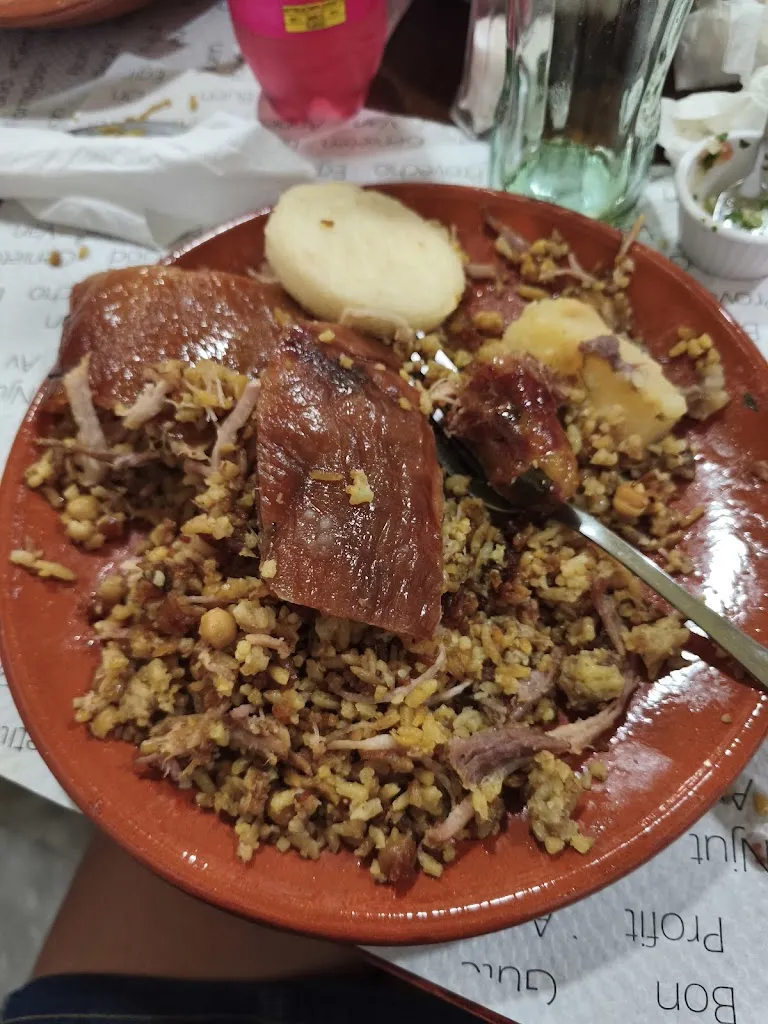 Jenn FMD_LECHONA DEL ESPINAL D.J. BAR RESTAURANTE_Burjassot_recensione