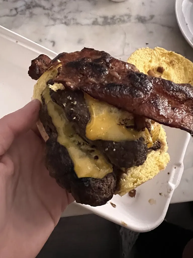 Paula Ciscar_Troy Burger - Smash Burger Burjassot_Burjassot_review