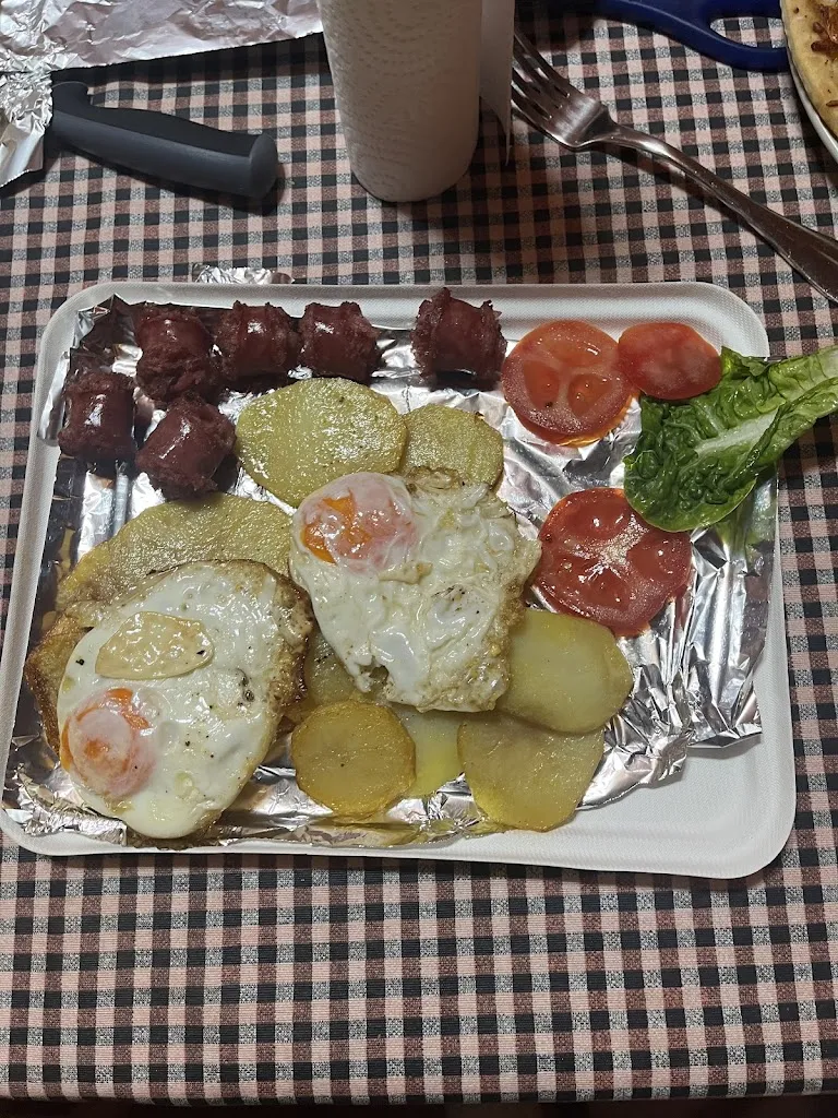 adrian -_Bar Castejón de las Armas_Castejón de las Armas_review