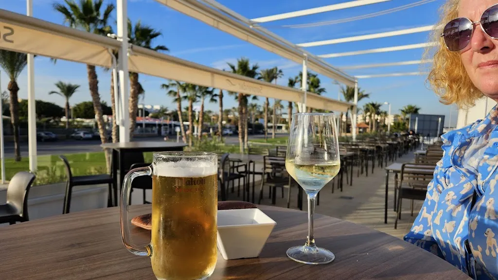 Rich Ealing_Restaurante La Perla de Canet_Canet d'En Berenguer_review