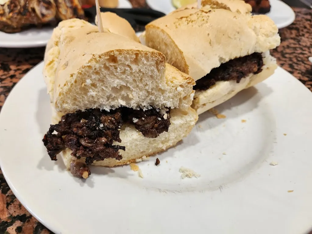 Cafe Bar Dali restaurant in Tíjola