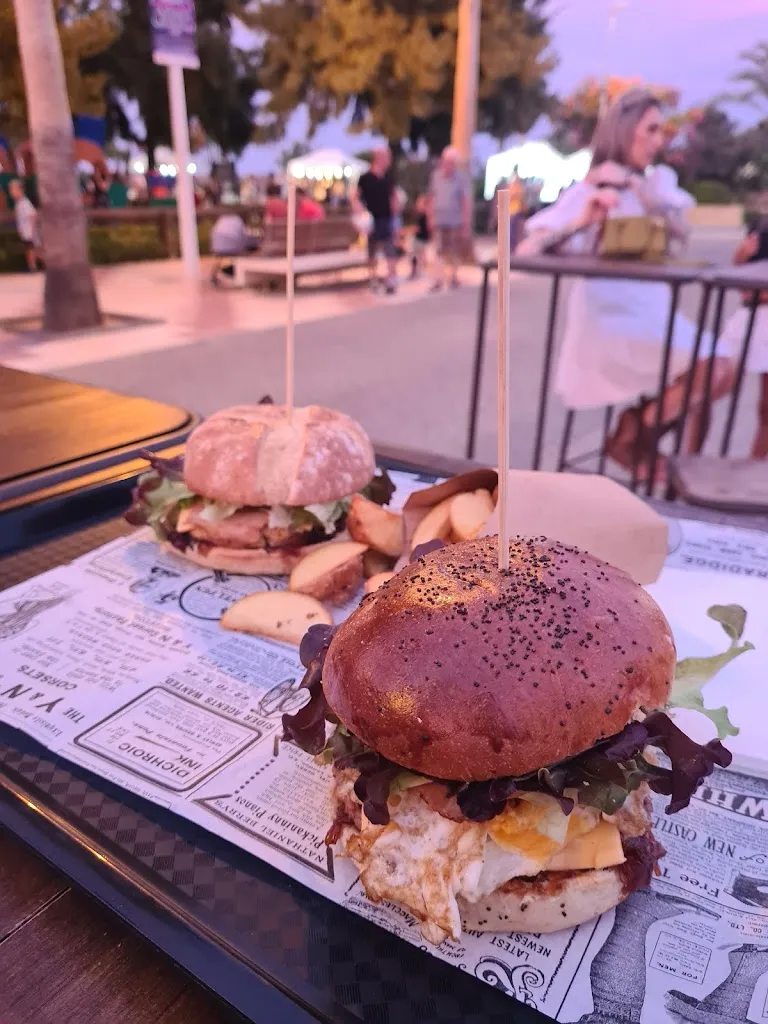 Menu_ChisBurguer_Canet d'En Berenguer_image_5