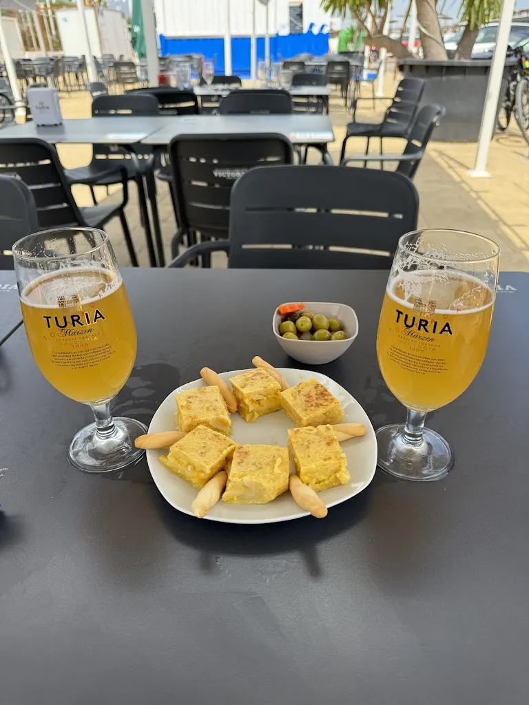 Alfa bar restaurant in Canet d'En Berenguer