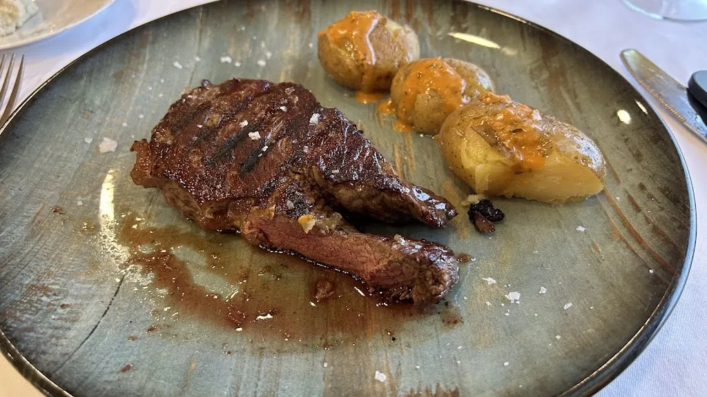 Duncan Edwards_Castillo Bonavia Restaurante_Pedrola_review