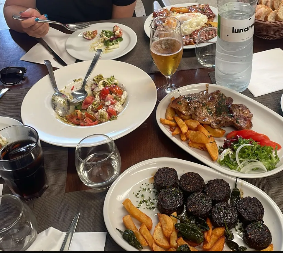 mariel serrat_La Cochera_Pedrola_review