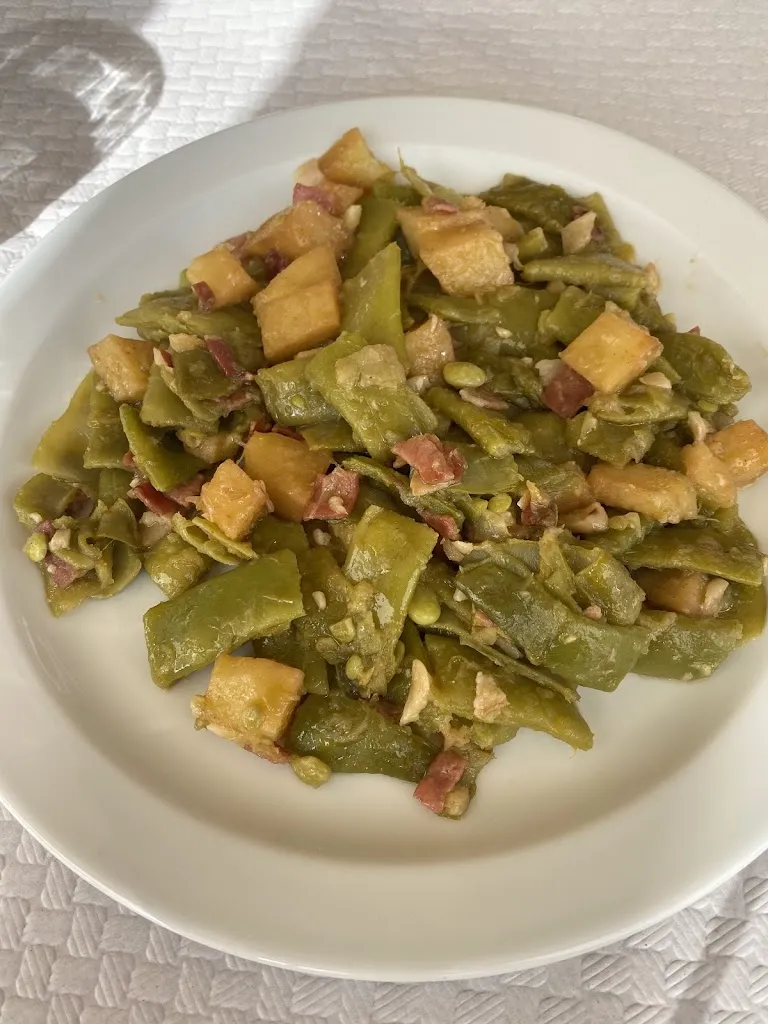 Andra C. G._Bar Cafetería Iglú_Pedrola_review