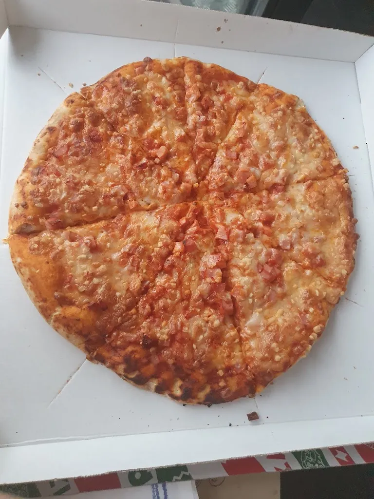 angela carpente garcia_Cafetería Mozart_Pedrola_avis