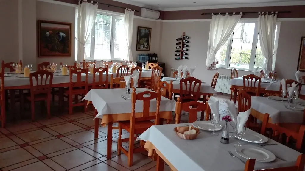 El Mirador de las Aceñas restaurant in Wamba