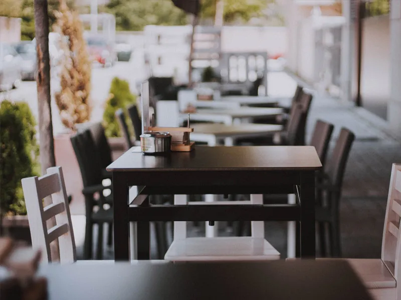 Peral Bar restaurant in Wamba