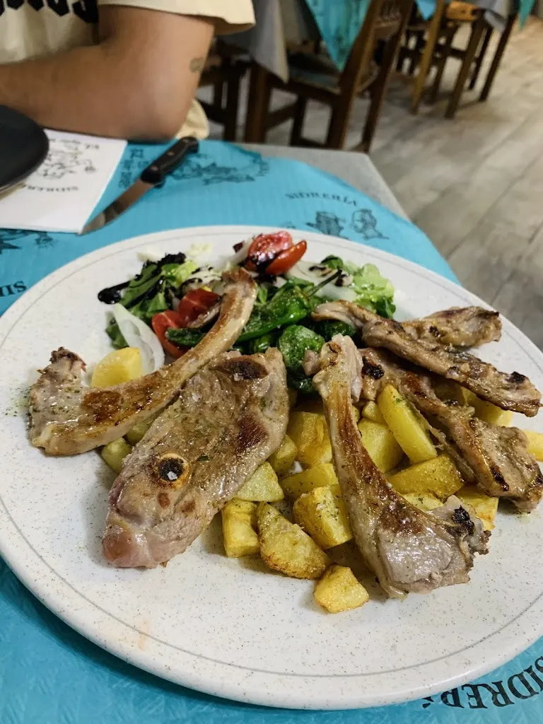 Amanda Mendoza Barrul_Sidrería-Asador El Topín Fartón_Wamba_review