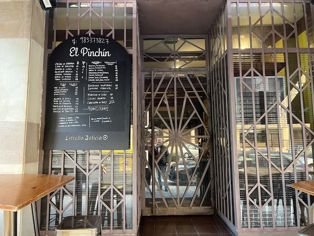 El Pinchin restaurant in Wamba