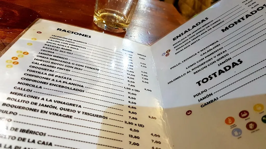 Menu_Restaurante Aljibe_Wamba_image_1