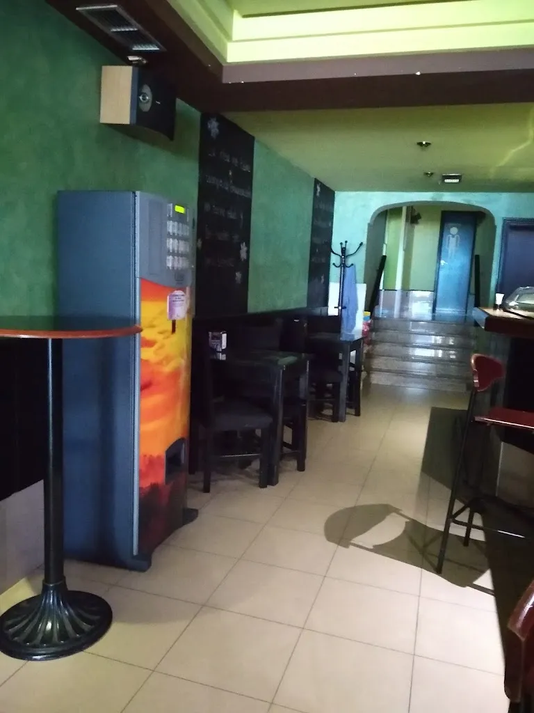 Marina Llera_Bar Los Arcos_Alcañices_review