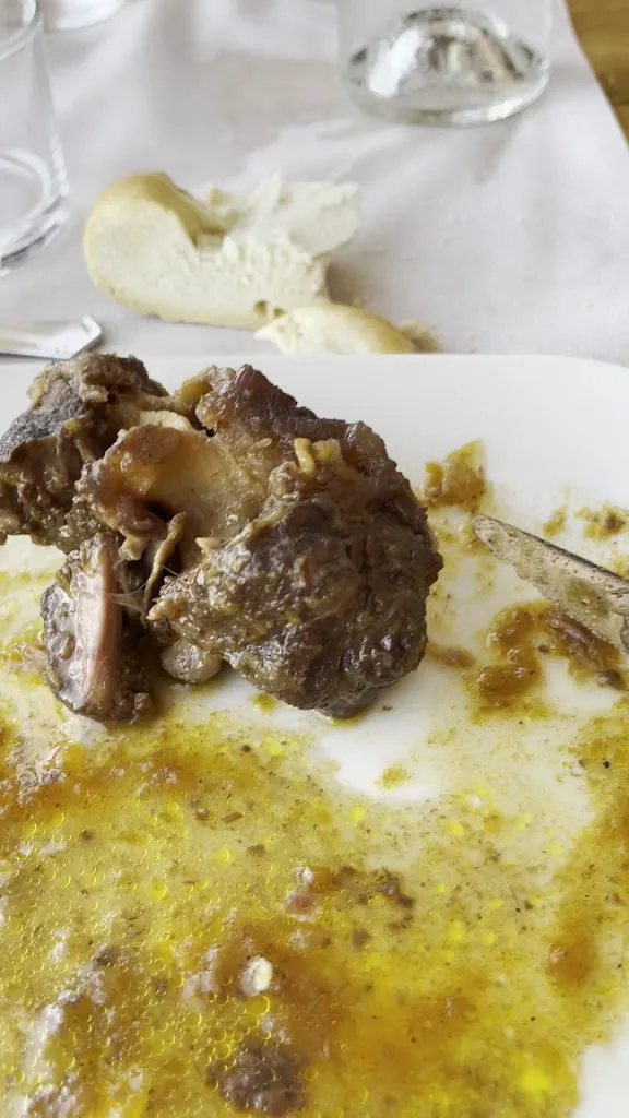 Bodega y viñedos Divina Proporción S.L._Abezames_slider_image_2