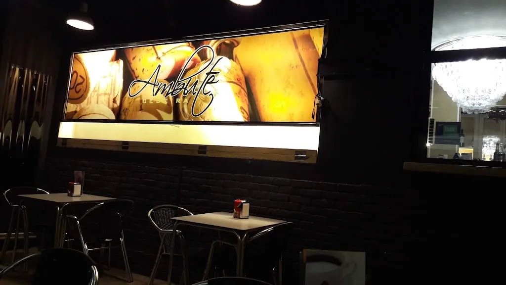 Roberto Yañez_AMBUTE_Cedeira_recensione