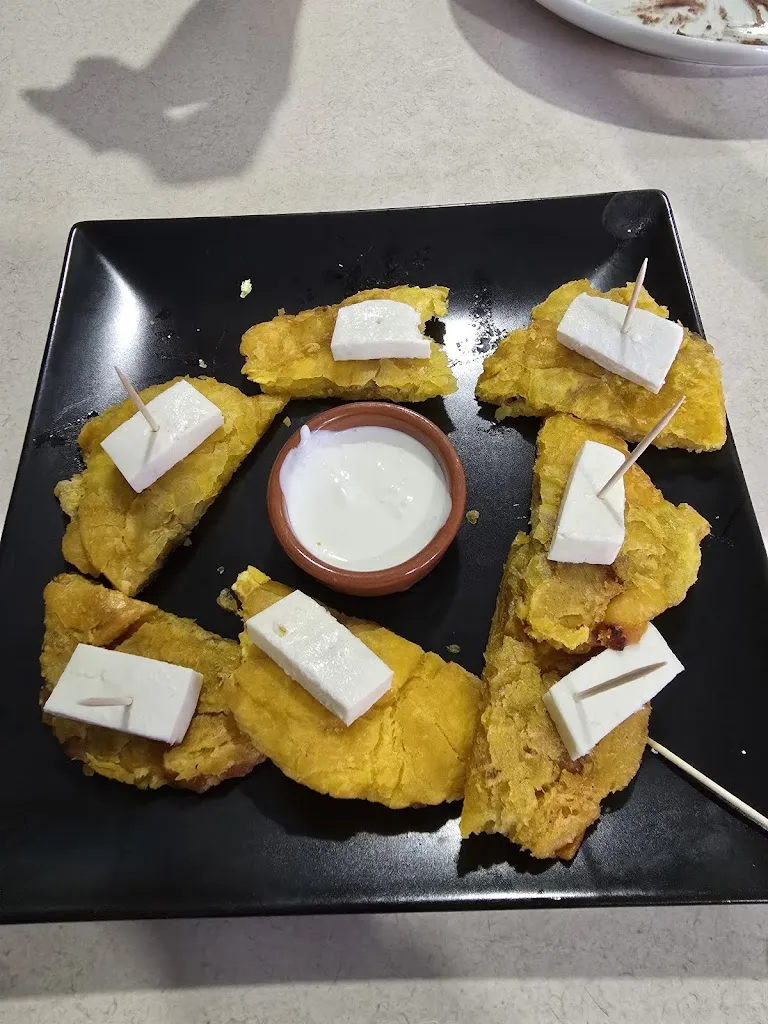 A. A. M._El Buen Sazón_Vera_review