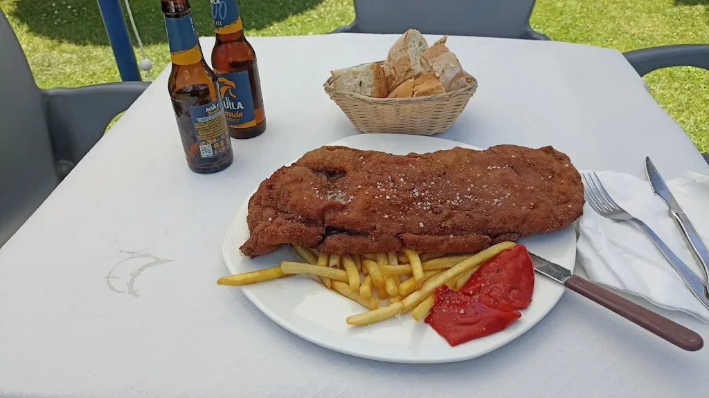 Emilio De La Rocha_Merendero Asturias_Argujillo_review