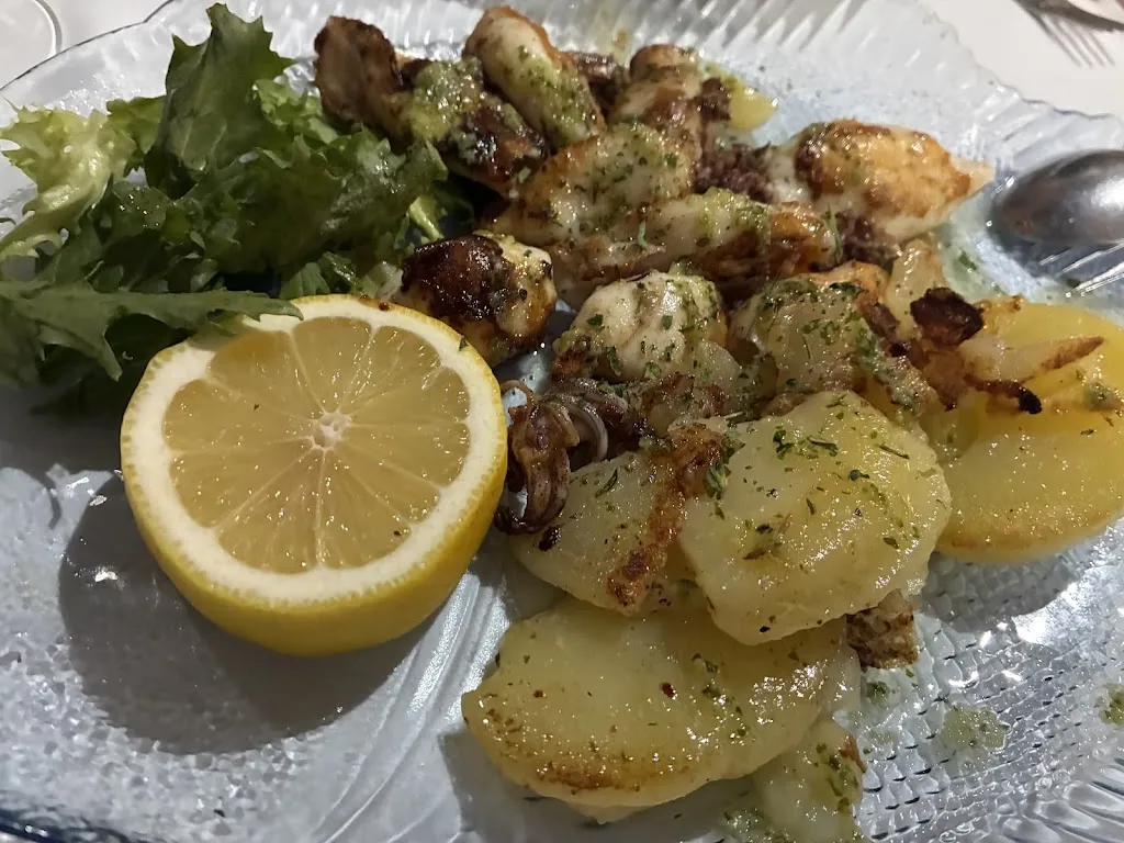 Katherine Maestas Ruiz_Restaurante El Ñeru_Asturianos_review