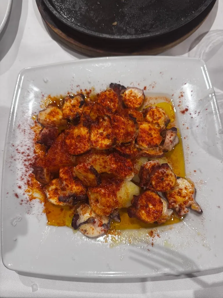 Karine Reizo_Restaurante El Ñeru_Asturianos_review