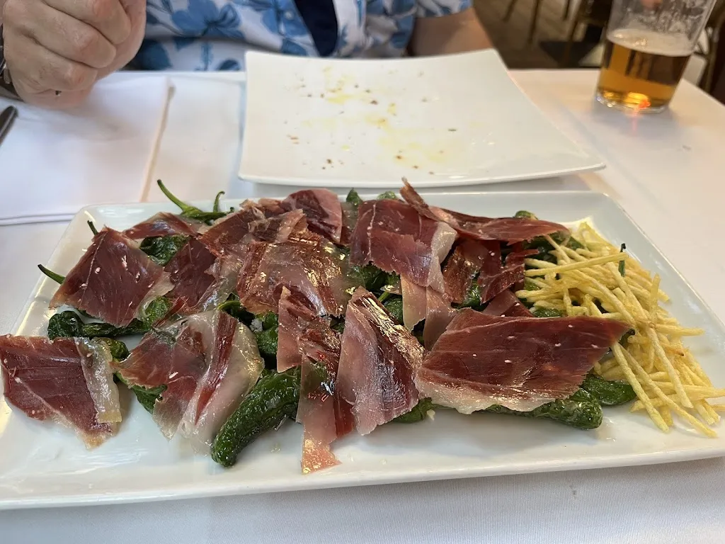 Harrison C_El Hórreo Asturiano_Asturianos_review