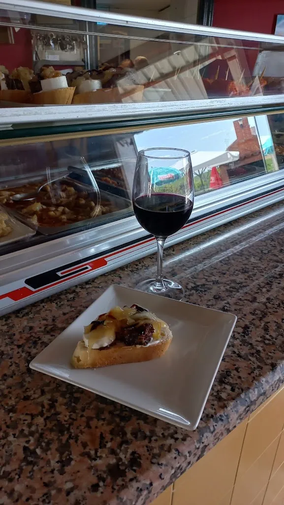 Menu_Bar Pola_Benegiles_image_1