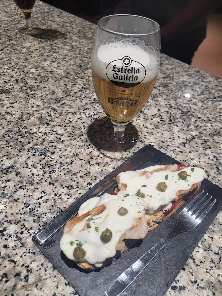 Menu_Bar La Plaza_Benegiles_image_4